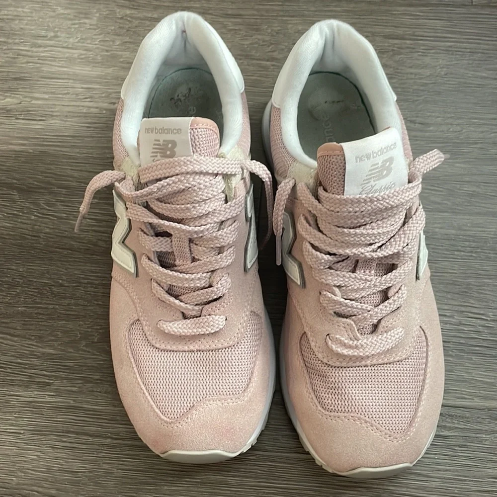New Balance Sneakers - Picture 2 of 6